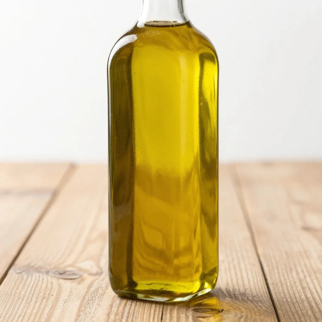 オリーブオイル（オリーブの果実を原料とした植物性食用油）