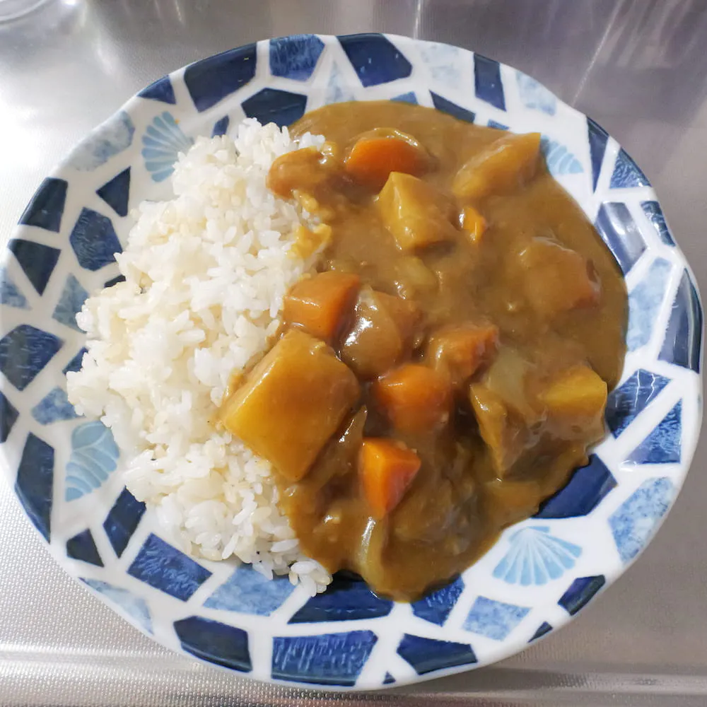 ゴールデンカレー動物性原材料不使用 1kgの完成品