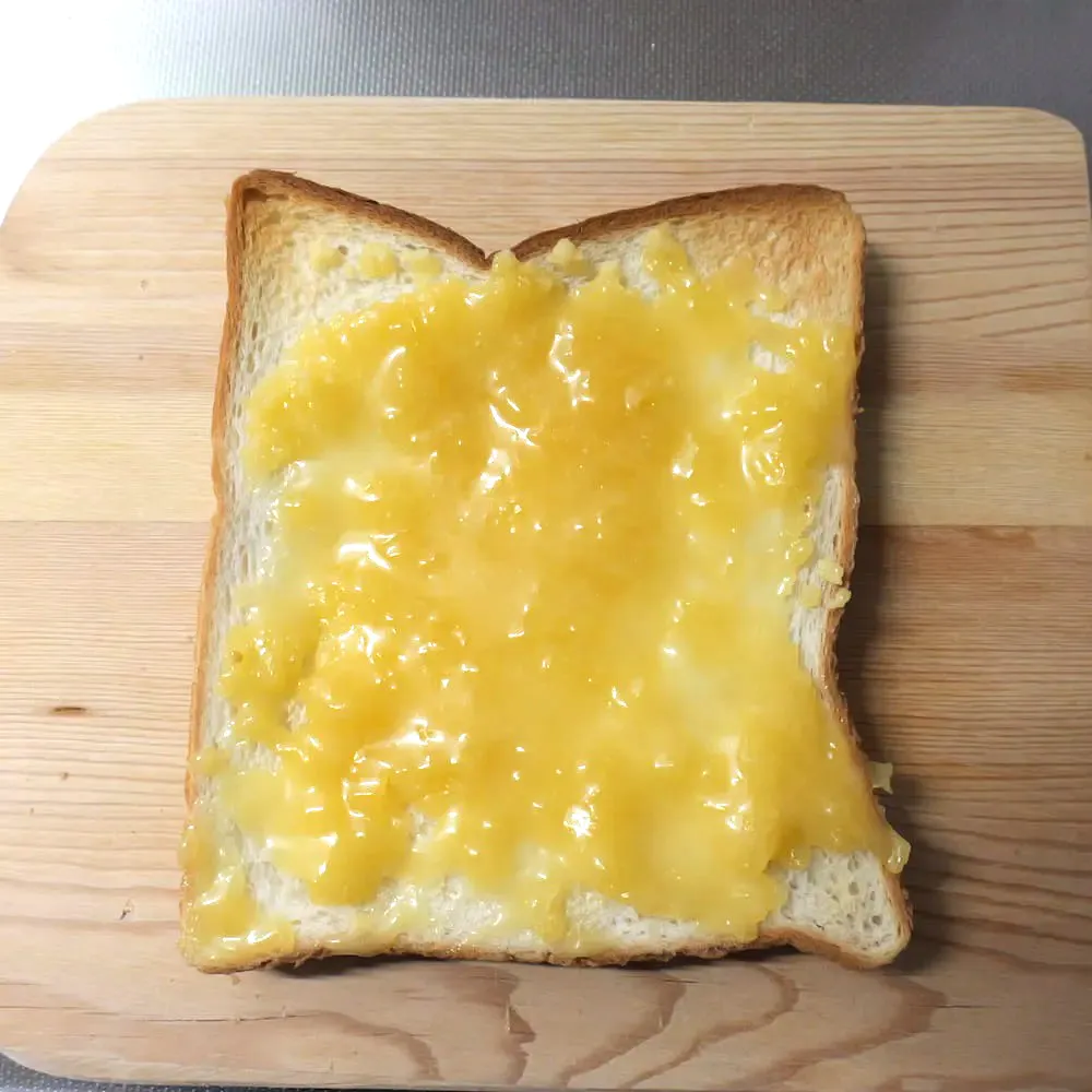 BEYOND TOFU 豆乳でつくった植物性100％ピザ・シュレッドが焼きあがり